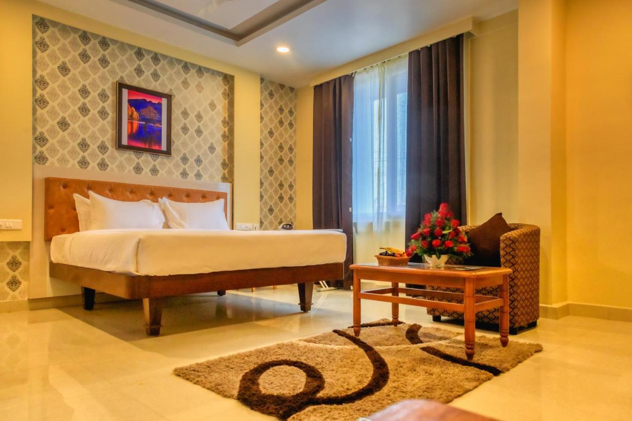 Hotel Royal Grande Vellore Dış mekan fotoğraf
