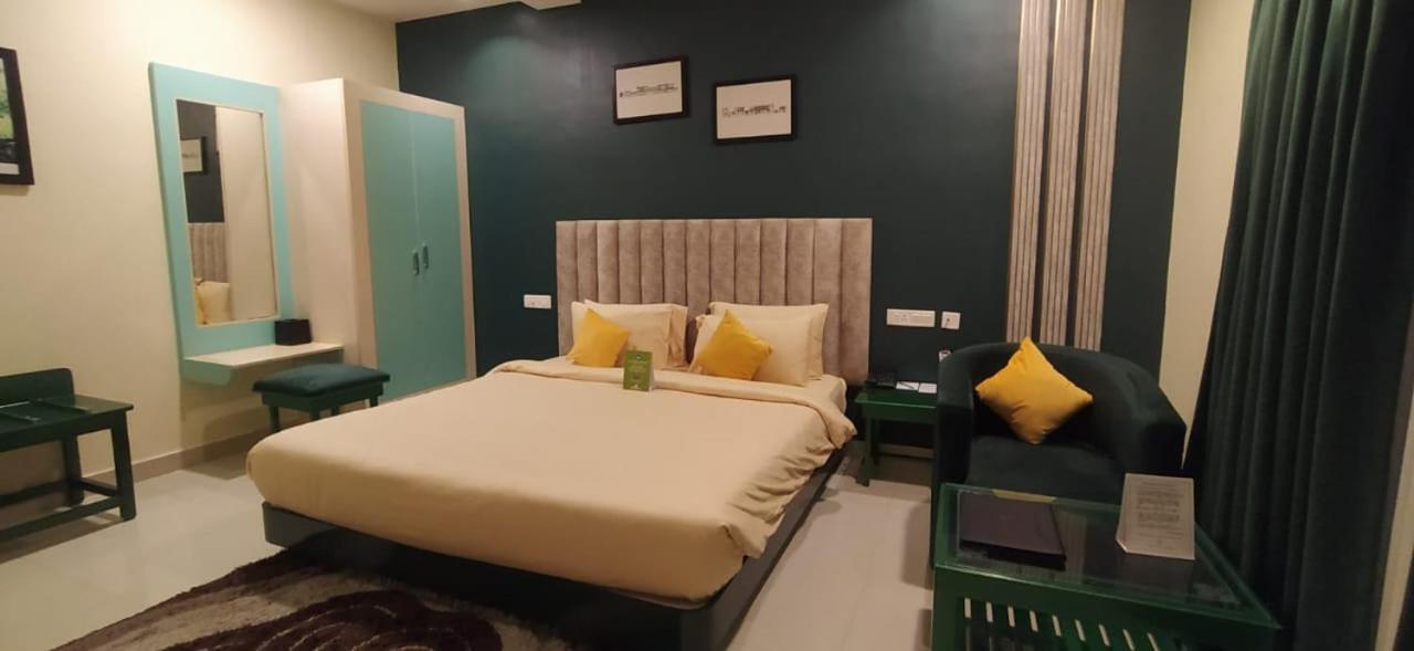 Hotel Royal Grande Vellore Dış mekan fotoğraf