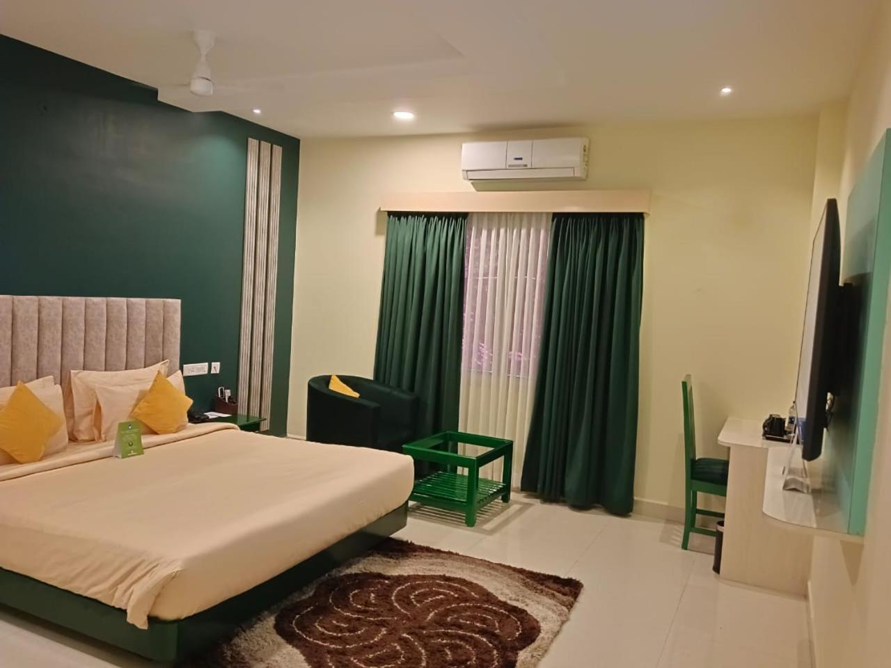 Hotel Royal Grande Vellore Dış mekan fotoğraf